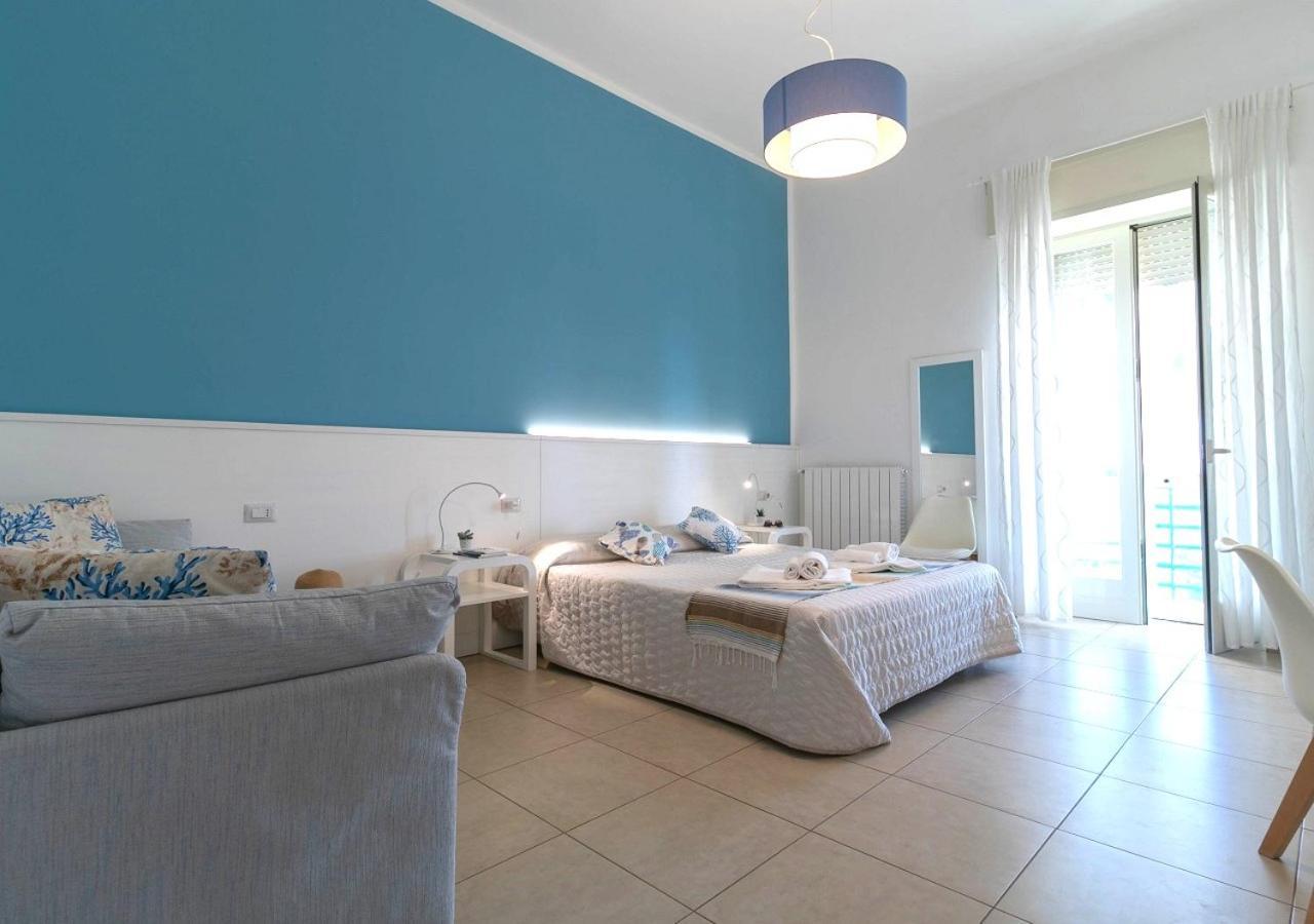 Fronte Mare Rooms By Salentolimit Porto Cesareo Kültér fotó