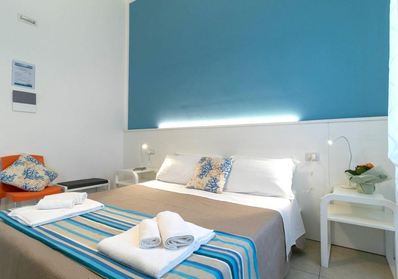 Fronte Mare Rooms By Salentolimit Porto Cesareo Kültér fotó