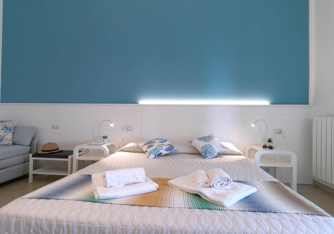 Fronte Mare Rooms By Salentolimit Porto Cesareo Kültér fotó