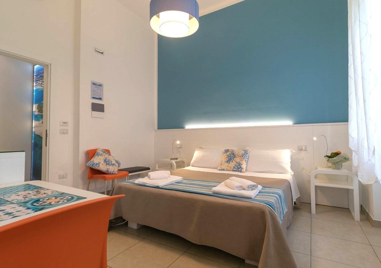 Fronte Mare Rooms By Salentolimit Porto Cesareo Kültér fotó